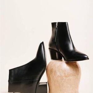 Able | Black Leather Dorset Boots